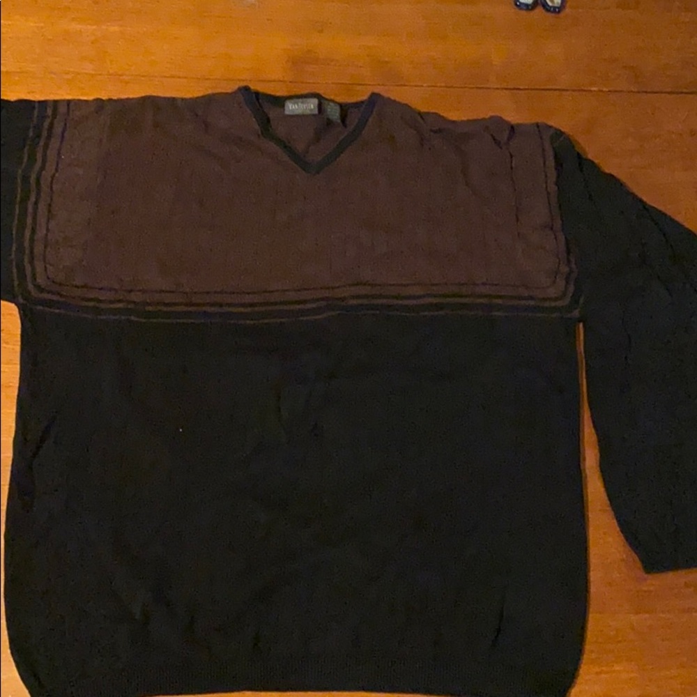 Men’s VanHeusen Sweater
